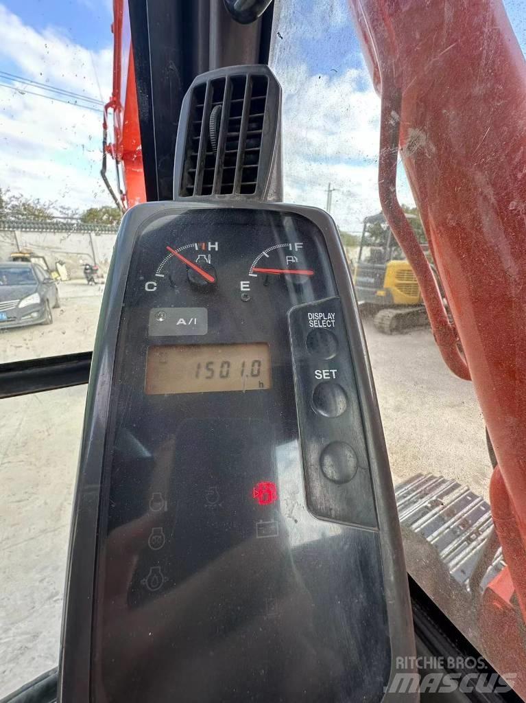 Hitachi ZX75US Mini bageri < 7t