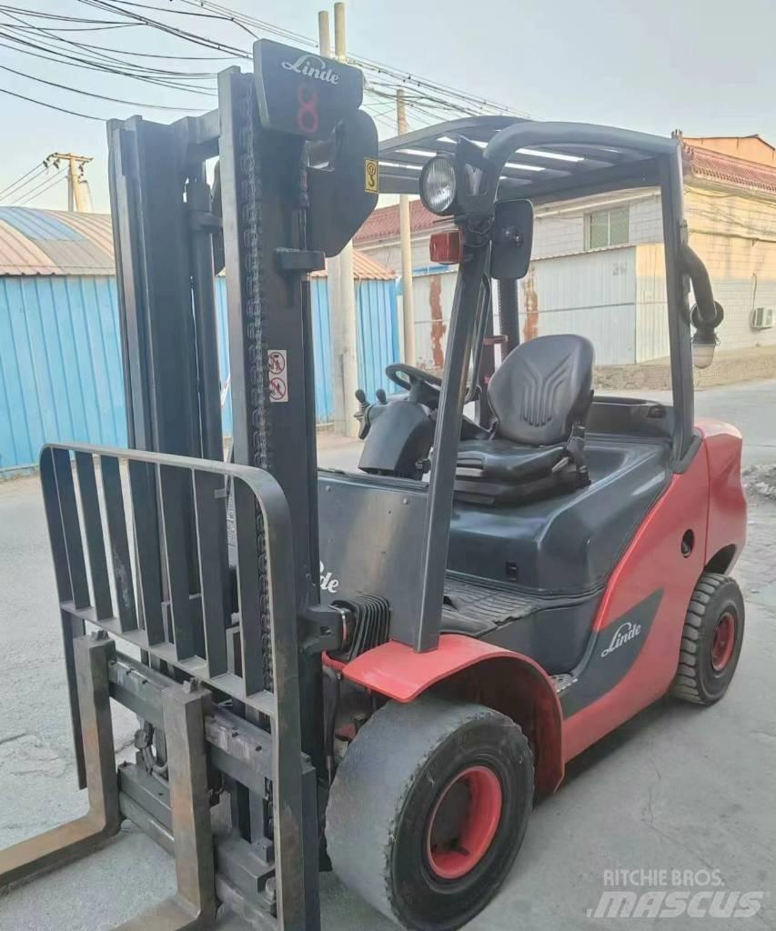 Linde H 30 D Dizelski viljuškari