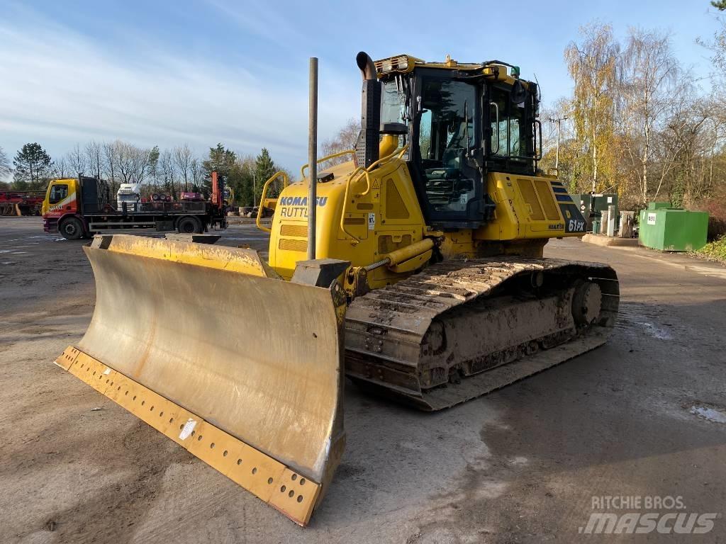 Komatsu D 61 PX-15 Buldožeri guseničari