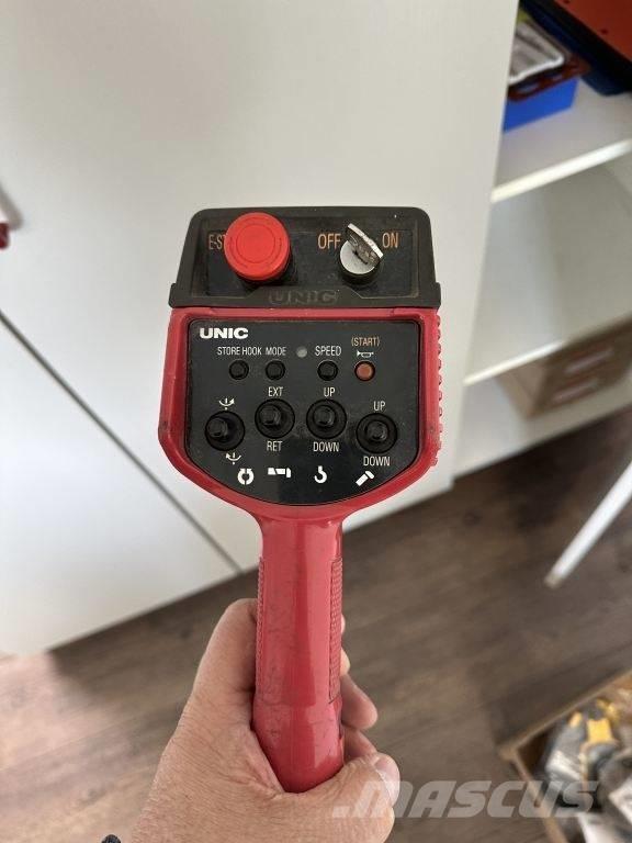 Unic B 345 Derik kranovi