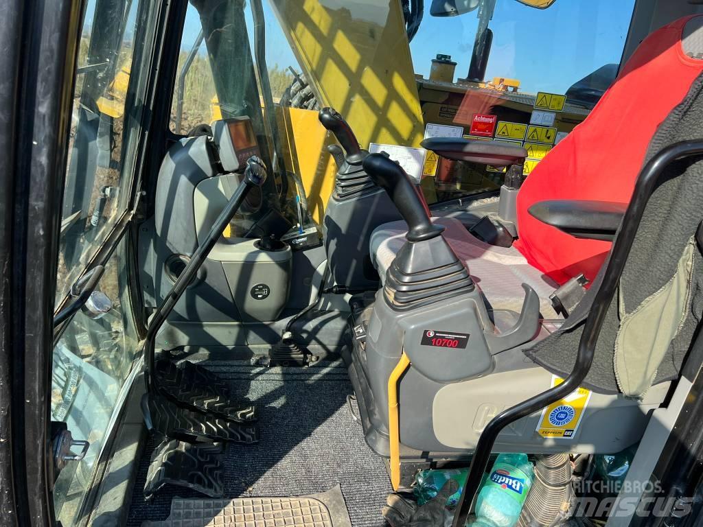 CAT 311 FL Bageri guseničari