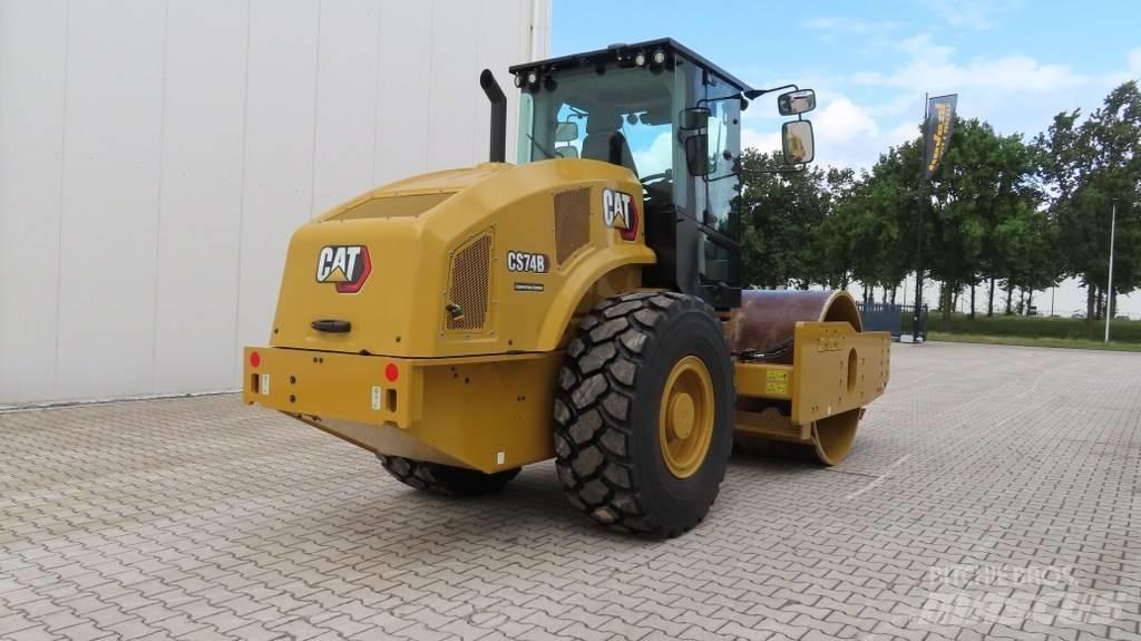 CAT CS 74 B Valjci sa jednim bubnjem