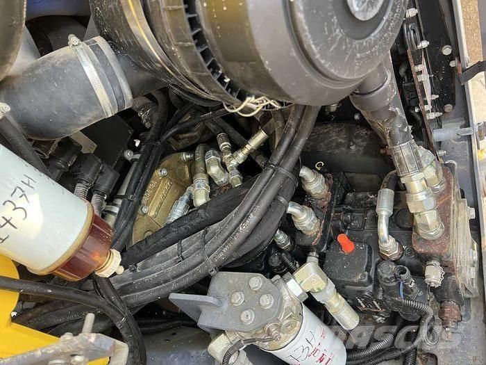 Dynapac CC 2200 Valjci sa duplim bubnjem