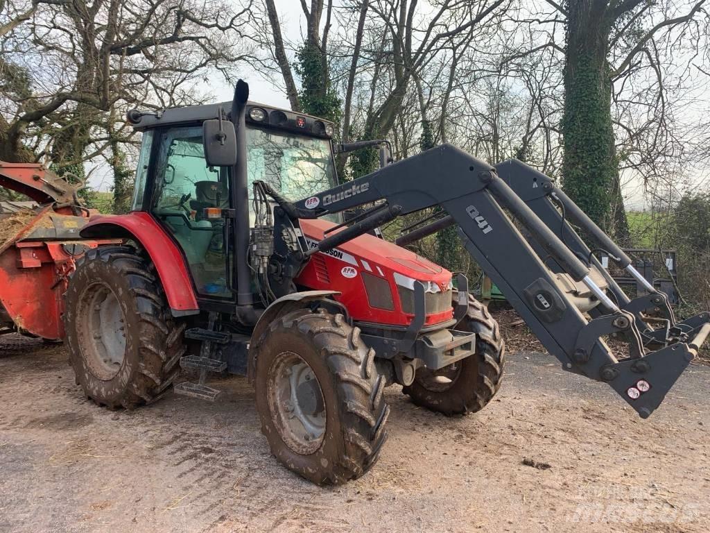 Massey Ferguson 5440 Traktori