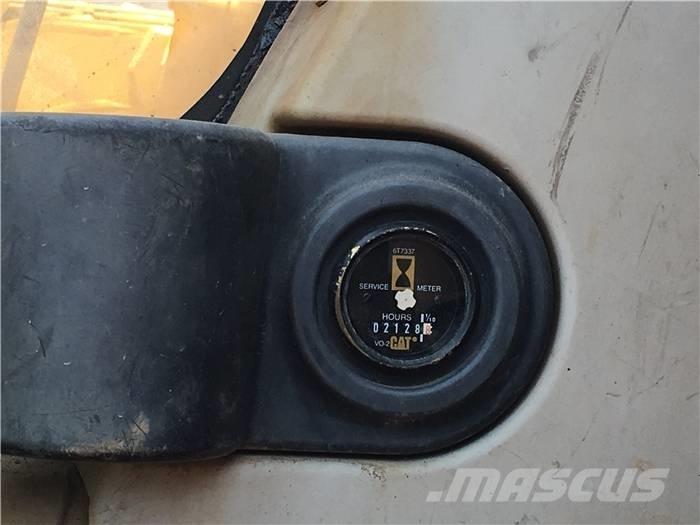 CAT 320 C L Bageri guseničari