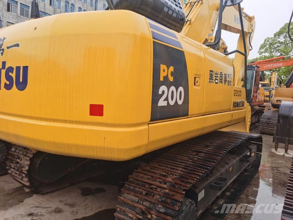 Komatsu PC 200-8 Bageri guseničari