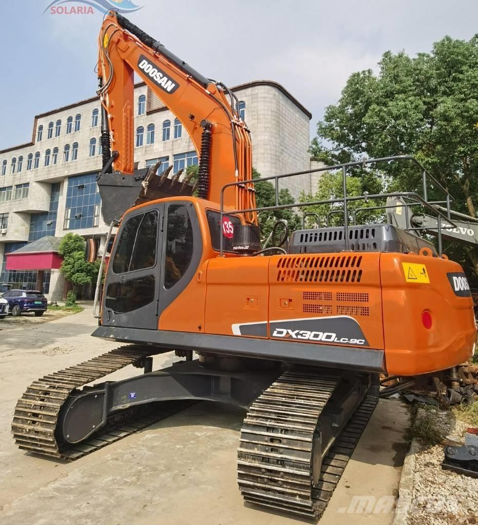 Doosan DX 300 LC Bageri guseničari