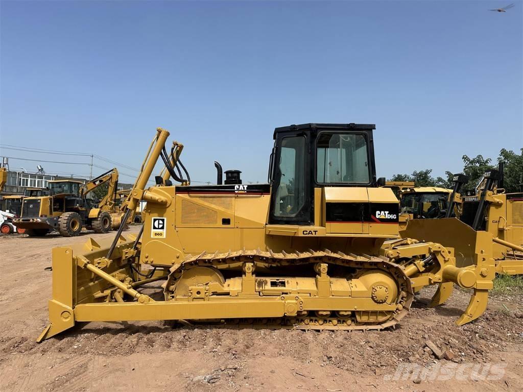 CAT D 6 G Buldožeri guseničari