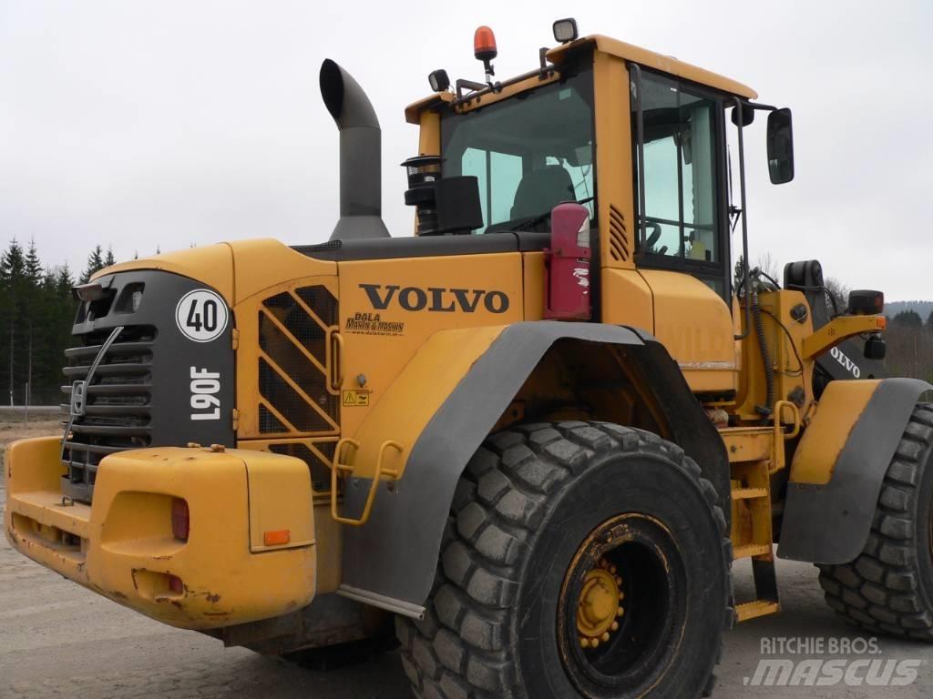 Volvo L 90 F Utovarivači na točkove