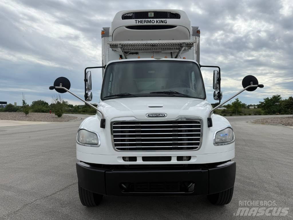 Freightliner M 106 Kamioni hladnjače