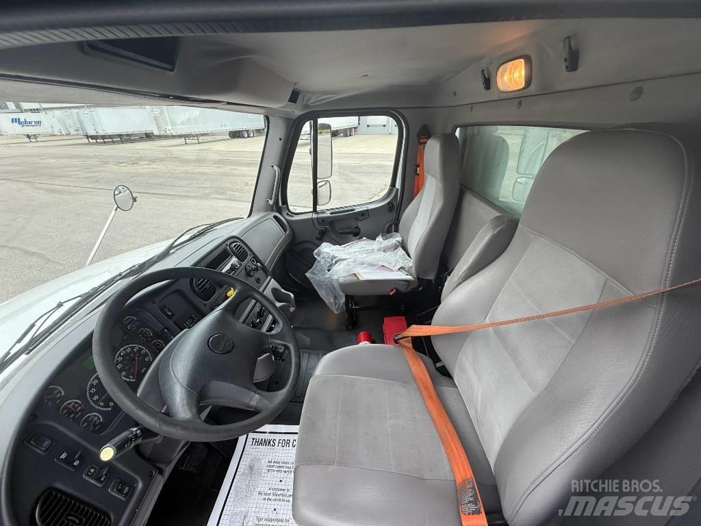 Freightliner M 106 Kamioni hladnjače