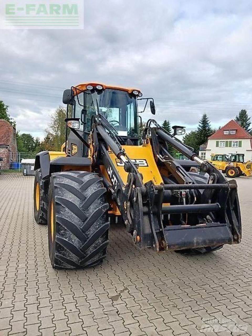 JCB 435 s agri Mini bageri < 7t