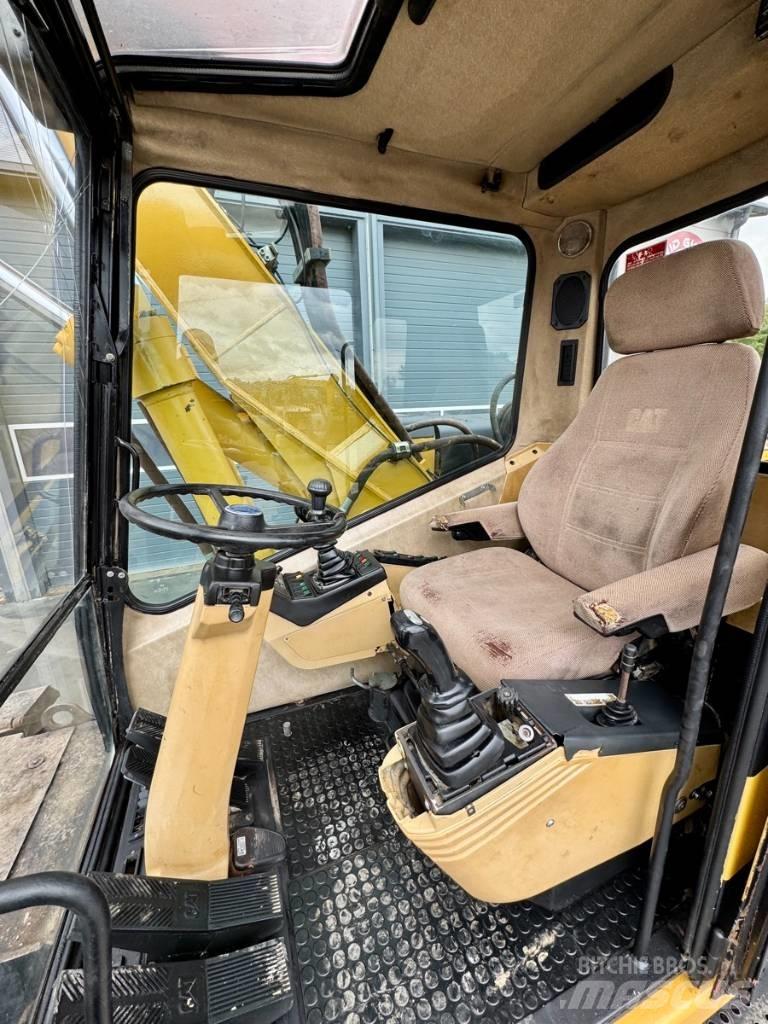 CAT M 315 Bageri točkaši