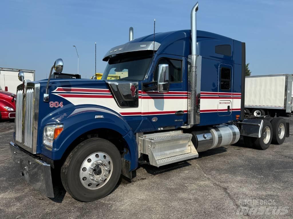 Kenworth W 990 Tegljači