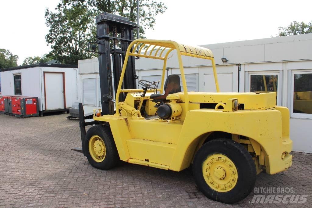 TCM FD100 Dizelski viljuškari