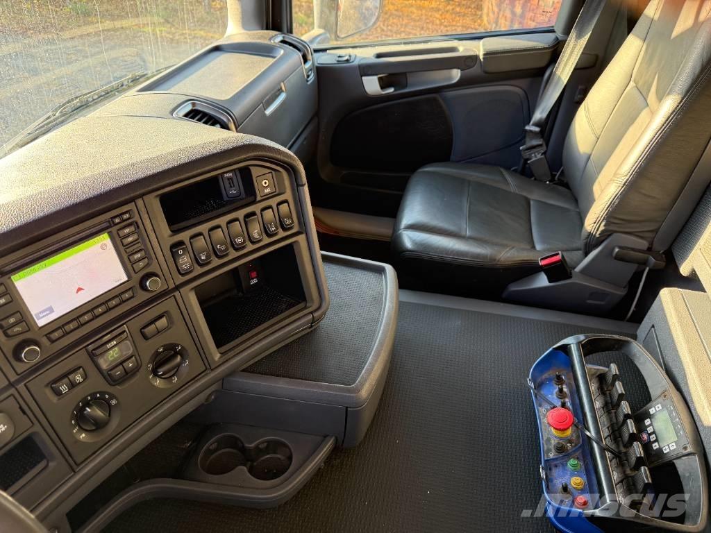 Scania G490 8x2 Kamioni za podizanje kablova