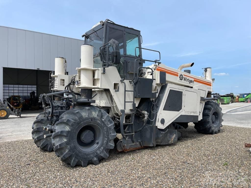 Wirtgen WR2500 Mašine za reciklažu asfalta