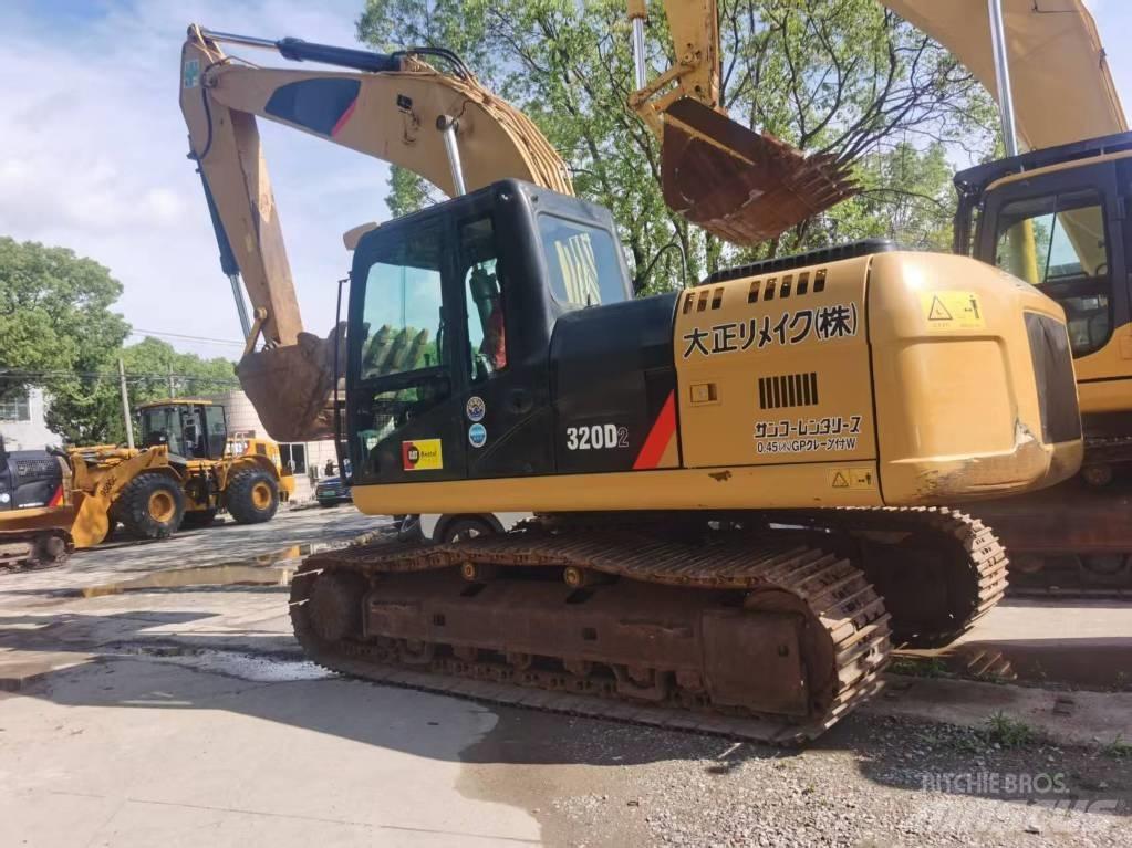 CAT 320 D2 Midi bageri 7t – 12t
