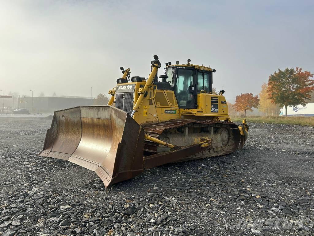 Komatsu D 85 PXi-18 Buldožeri guseničari