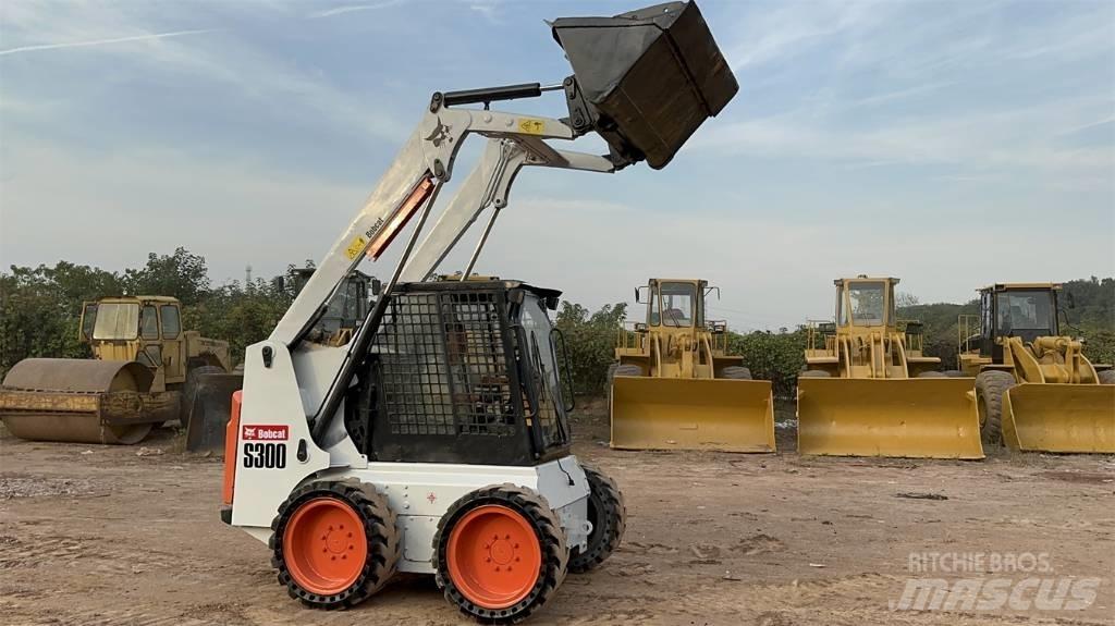 Bobcat S 300 Skid steer mini utovarivači