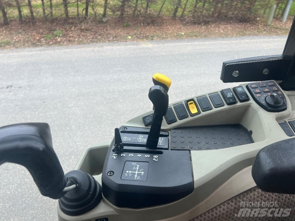 John Deere 3046 R Manji traktori