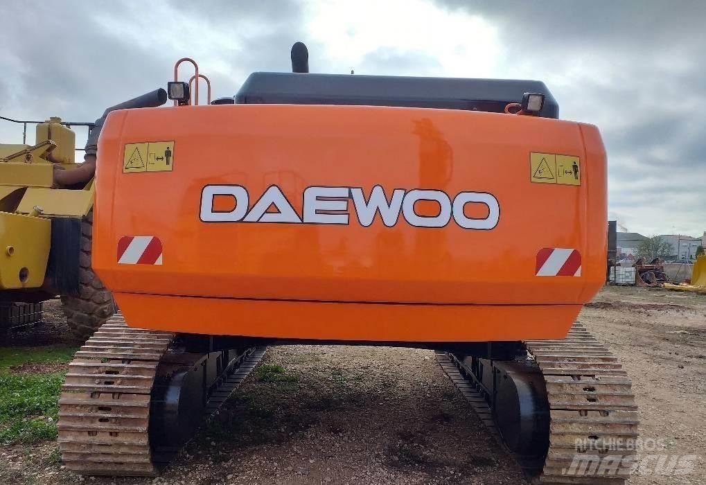 Daewoo 520 LCV Bageri guseničari