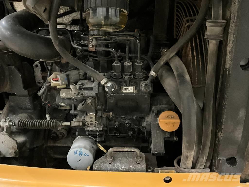 CAT 302.7 D CR Mini bageri < 7t