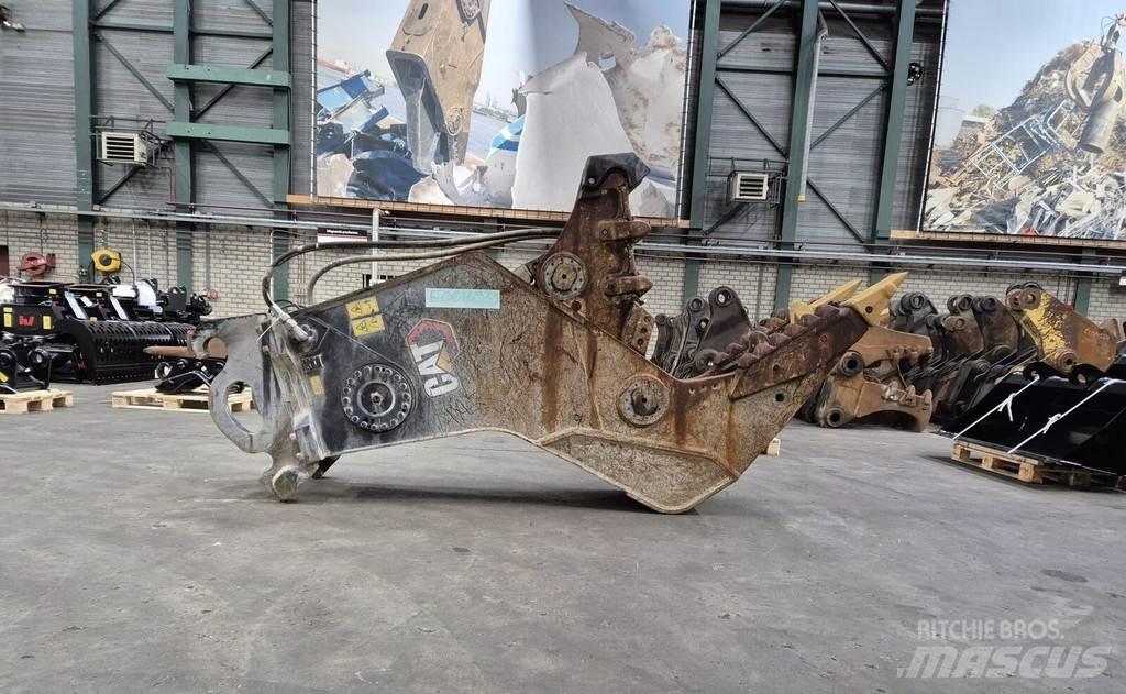 CAT P245-PS Makaze