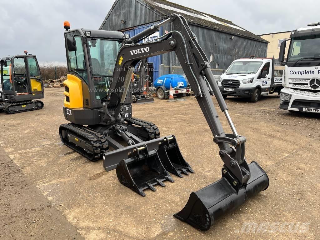 Volvo EC 27 D Mini bageri < 7t
