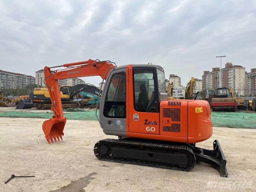 Hitachi ZX 60 Mini bageri < 7t