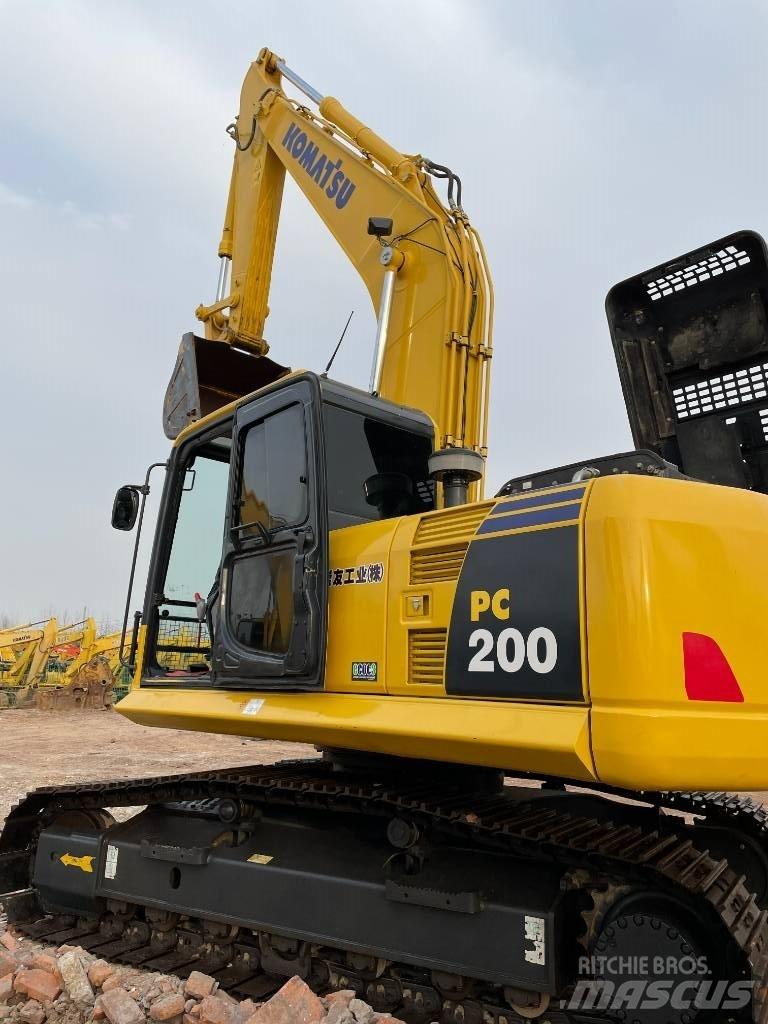 Komatsu 200-8 Bageri guseničari