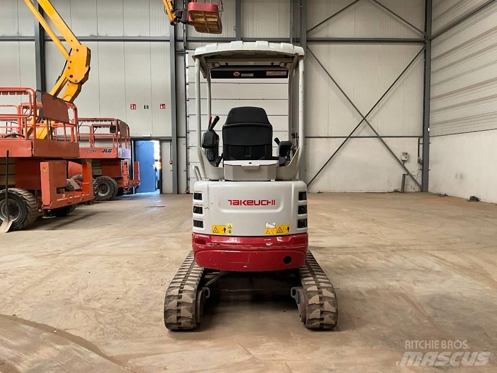 Takeuchi TB 215 R Mini bageri < 7t