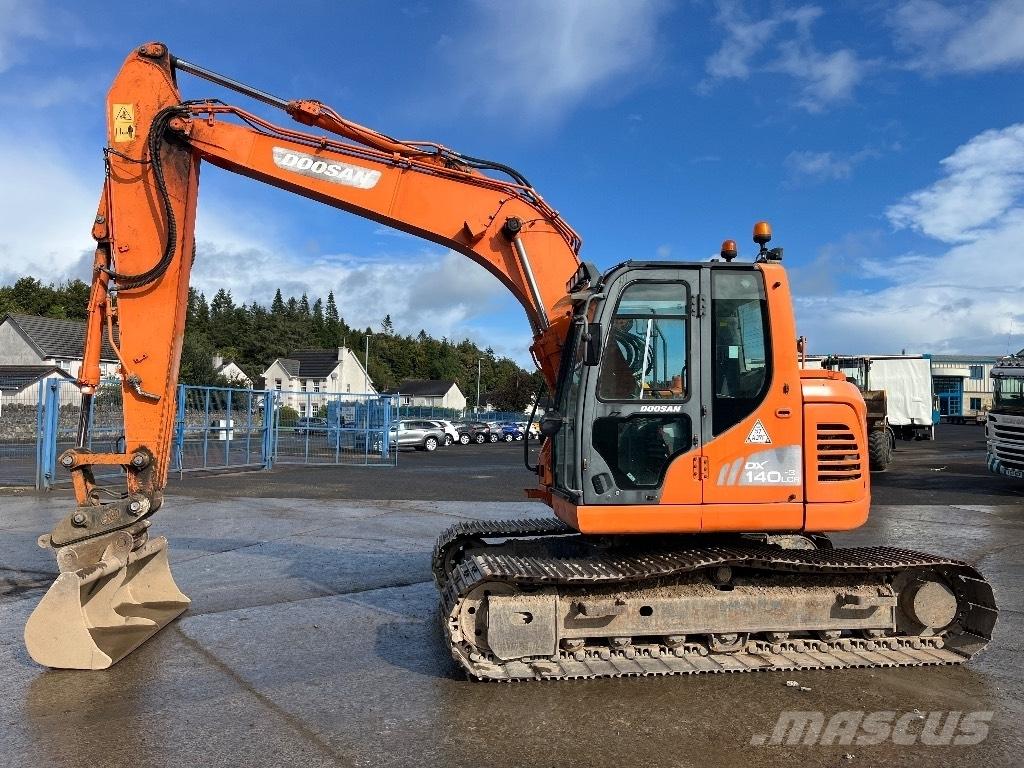 Doosan DX140 LCR-3 Bageri guseničari