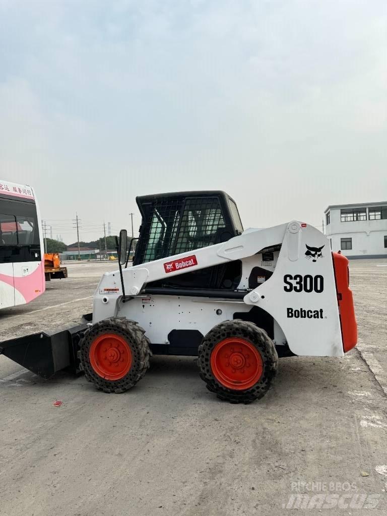 Bobcat S 300 Skid steer mini utovarivači