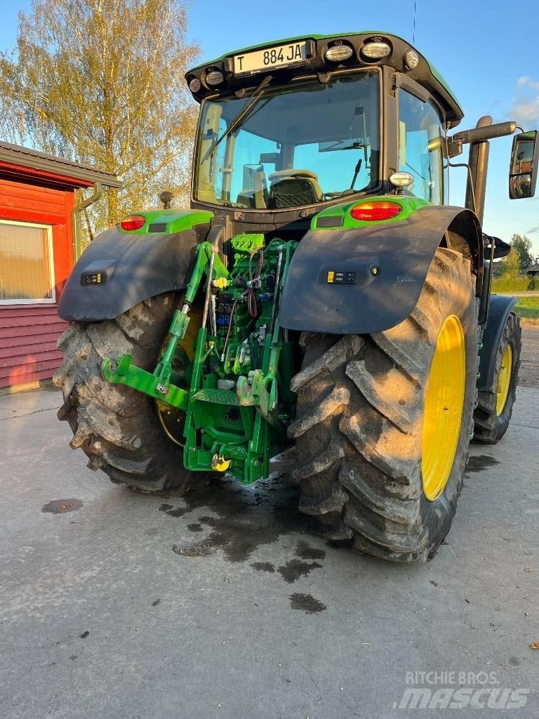 John Deere 6195 R Traktori