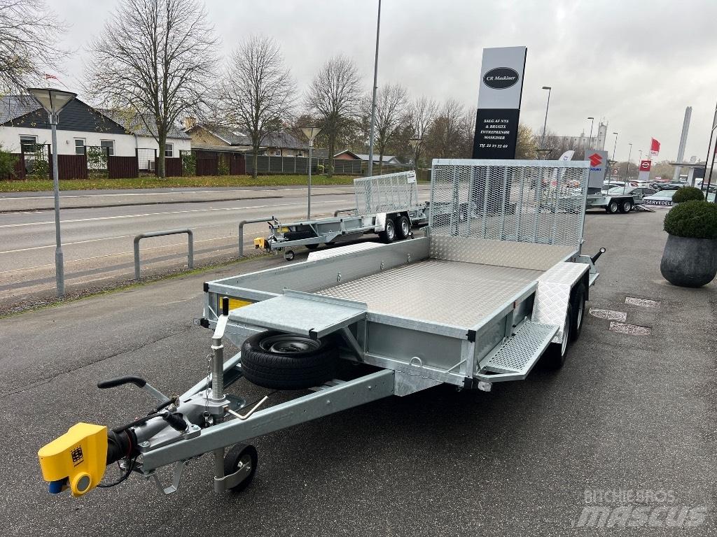 Variant 3518 m4 Autotransporter prikolice