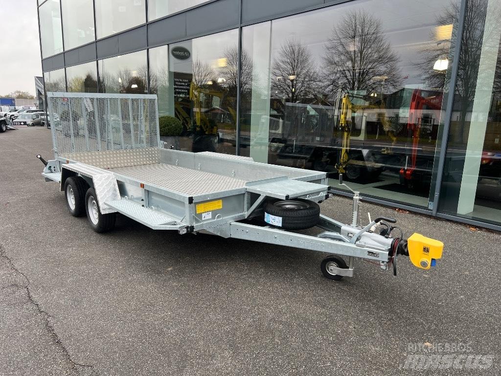 Variant 3518 m4 Autotransporter prikolice