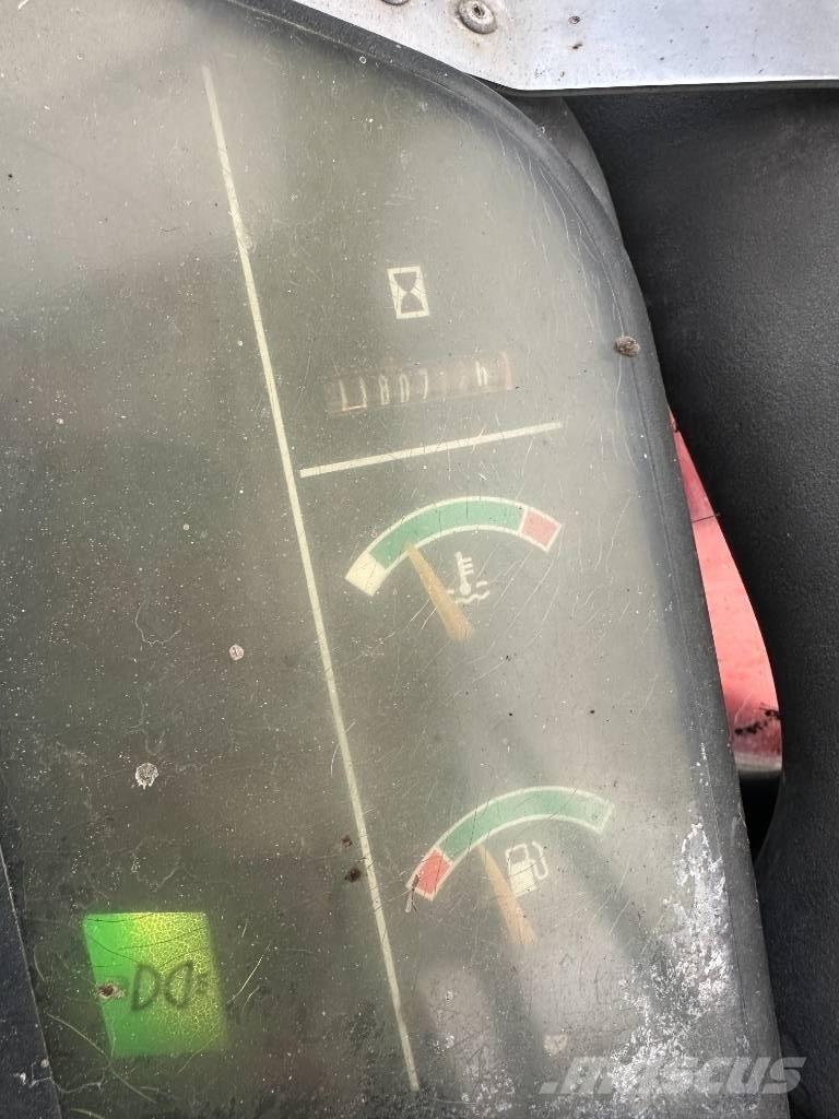 Komatsu PC 75 Midi bageri 7t – 12t