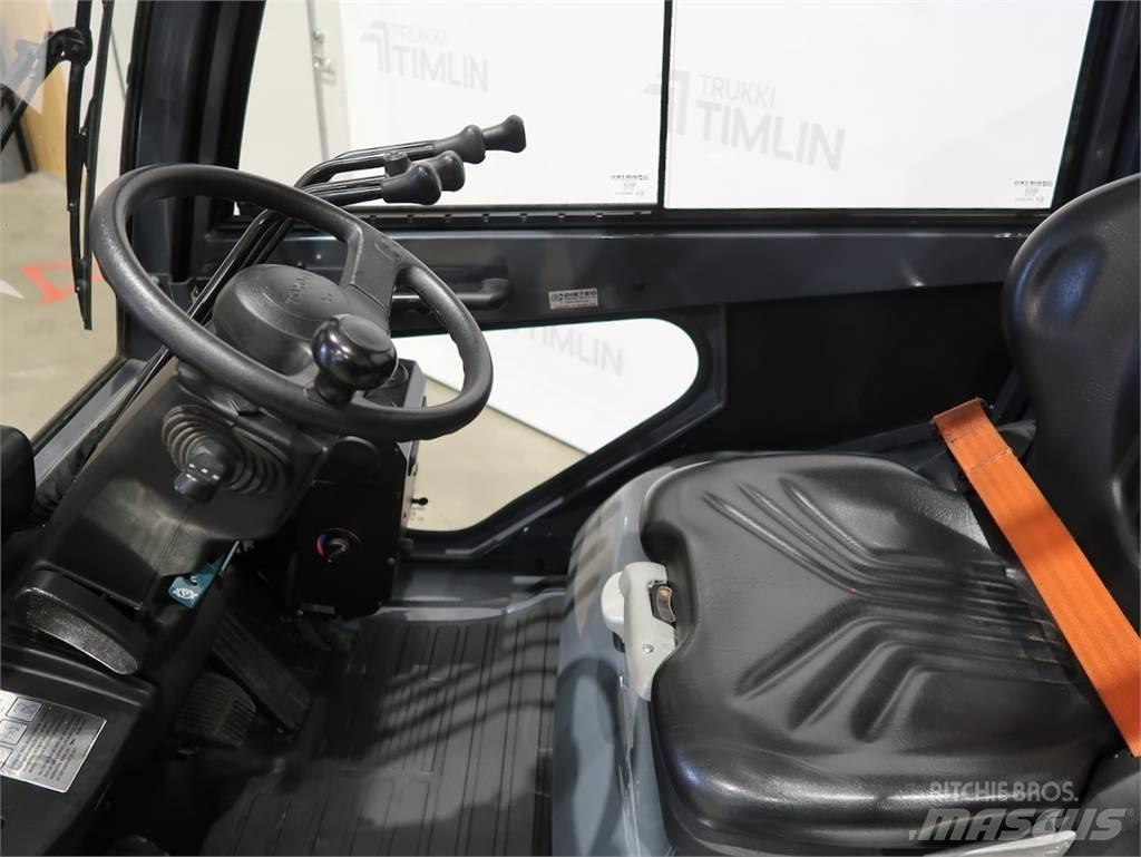 Toyota 02-8FGF25 Plinski viljuškari