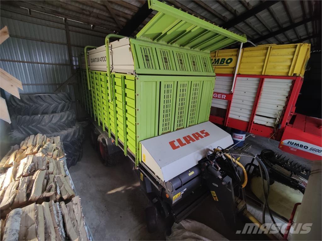 CLAAS Quantum 4700 Samoutovarne prikolice