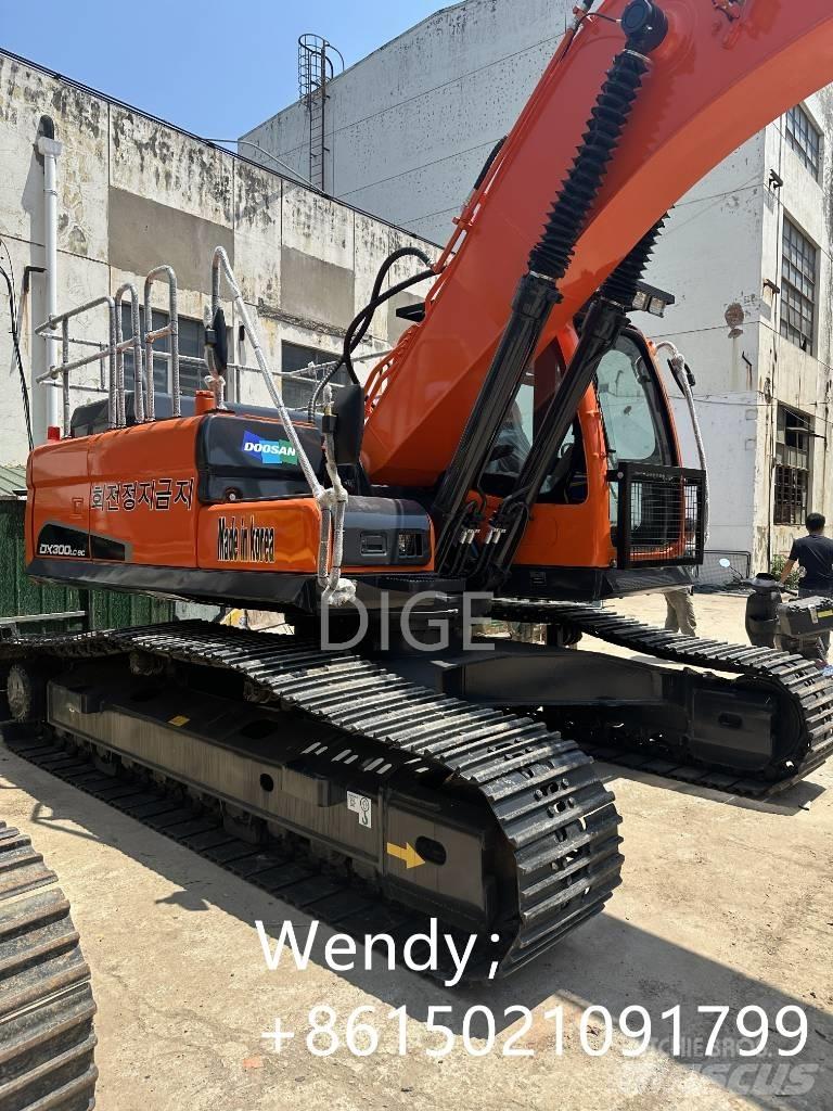 Doosan DX 300 Midi bageri 7t – 12t