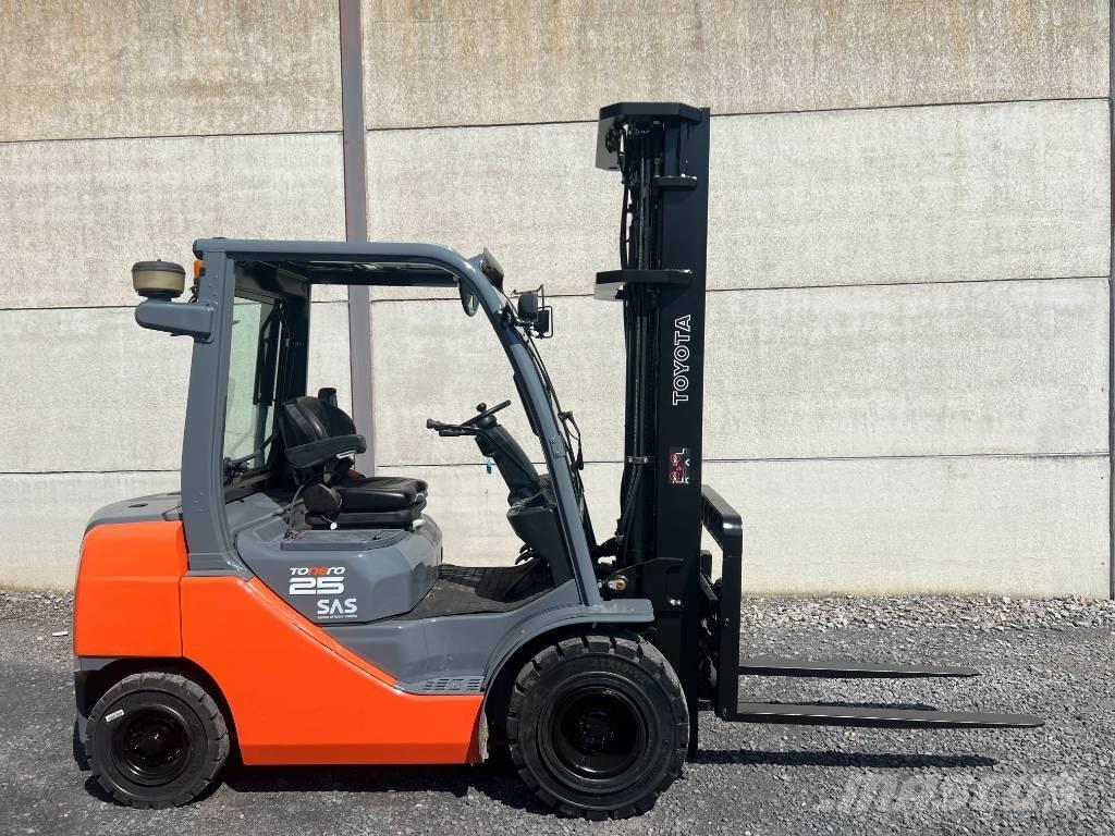 Toyota 02-8 FDF 25 Dizelski viljuškari