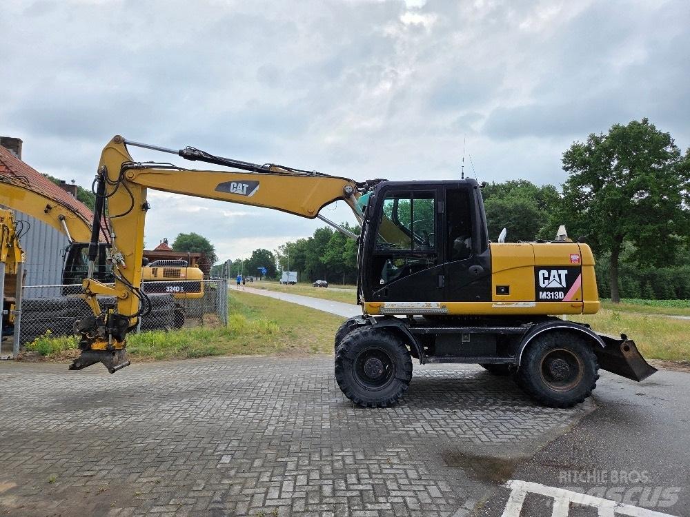 CAT M313D Bageri točkaši