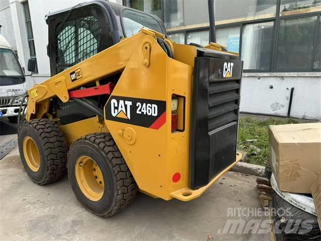 CAT 246 D Skid steer mini utovarivači