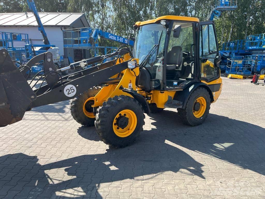 JCB 406 Utovarivači na točkove