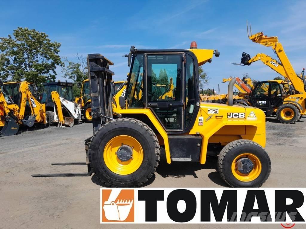 JCB 930-4 Vanterenski viljuškar