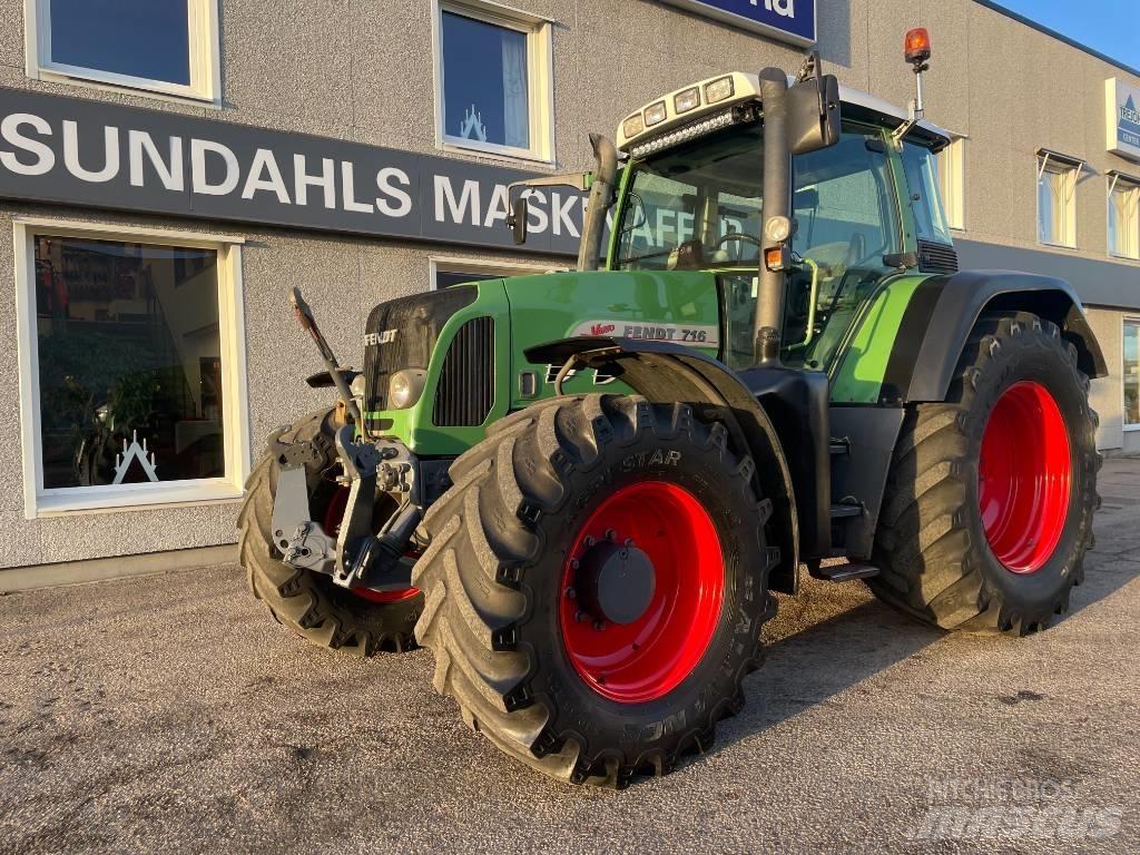 Fendt 716 Vario Traktori