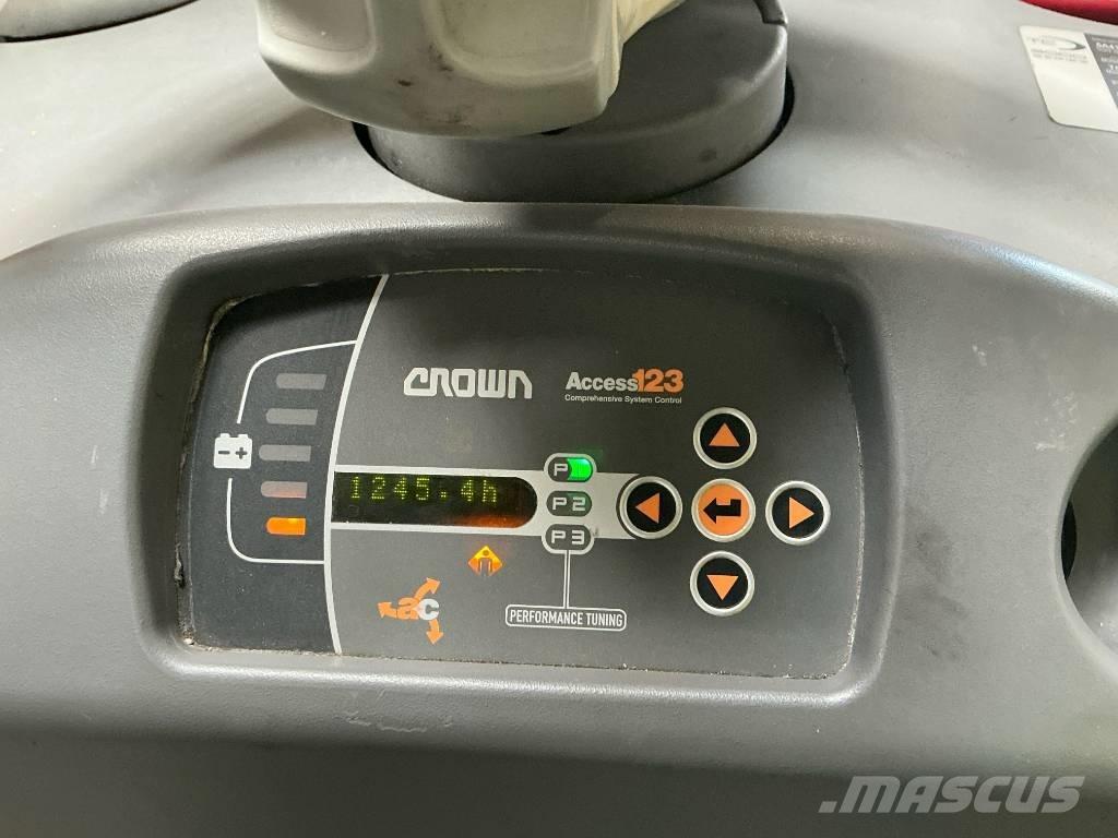 Crown TC 3000 Tegljači