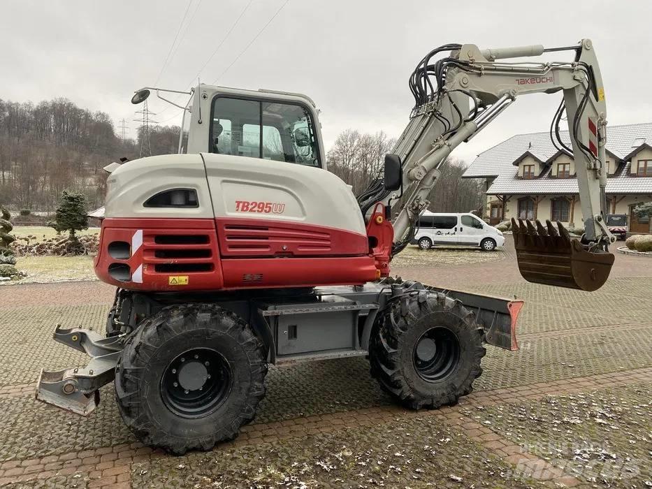 Takeuchi TB 295 Bageri točkaši