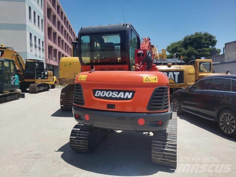 Doosan DX 60 Bageri guseničari